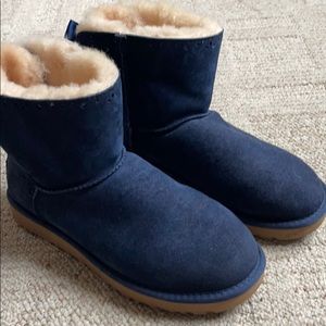 NWOT BRAND NEW UGG BOOTS!